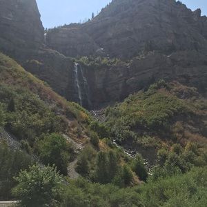 Meet your Posher, Edith